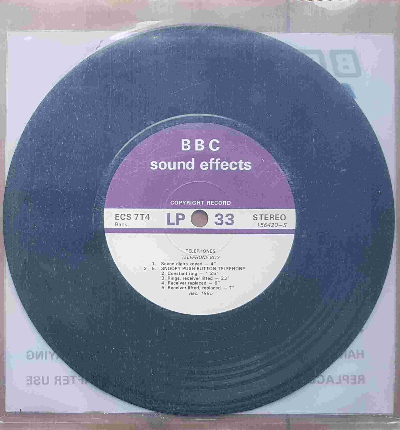 Back cover of ECS 7T4